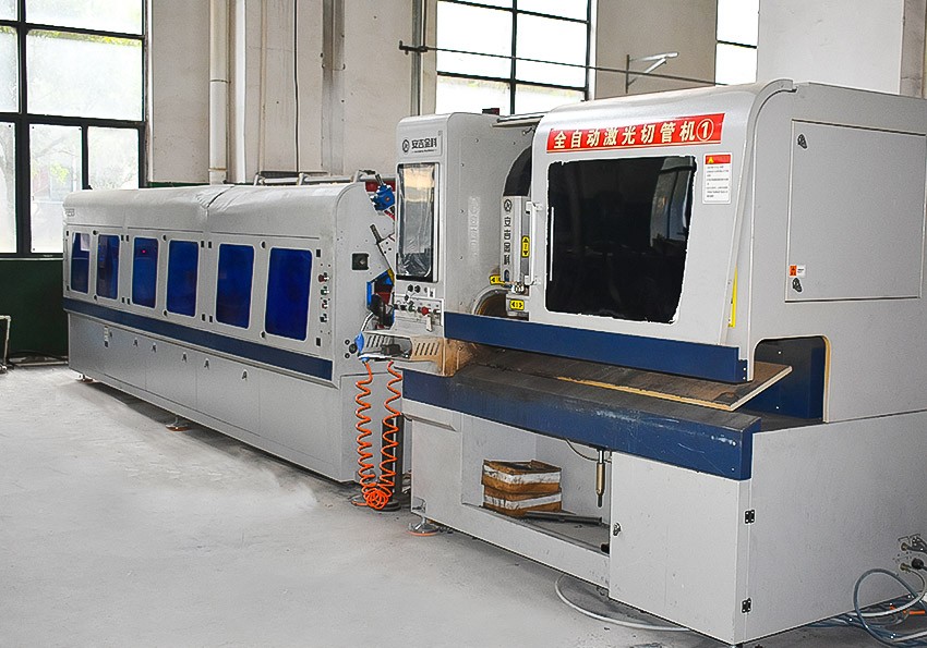 全自动激光切管机